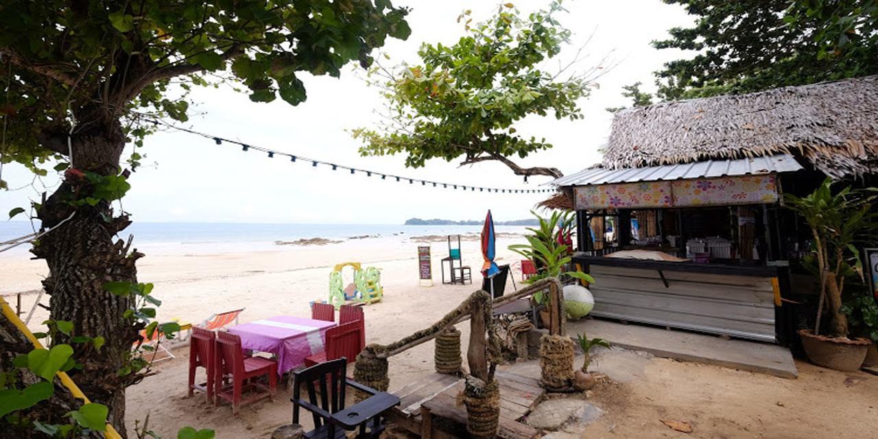 Rann Chalet Beach Side Koh Lanta Bagian luar foto